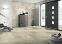 Obkladový Panel Classen Ceramin Wall Massa sandy beige - Obkladov Panel v barevnm proveden Massa sandy beige. Tlouka 3 mm, matn povrch. 

Ceramin je zstupcem materilov tdy SPC - Stone Plastic Composit. Tento materil je ze 60 % tvoen prodnm minerlnm kompozitem, z 39 % polypropylenem (tm 100% recyklovan) a zbyl 1 % je tvoeno nezbytnmi pojivy. Mezi pednosti tohoto materilu pat pedevm pevnost a trvanlivost, nzk hmotnost a 100% vododolnost. Materil Ceramin je dritelem certifiktu Modr andl (Der Blaue Engel), kterm jsou oznaovny materily vestrann etrn k ivotnmu prosted.


